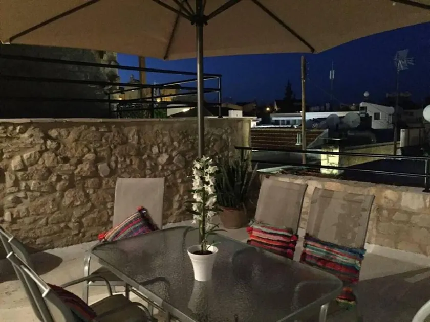Immaculate 4-bed House in Pissouri - Image 1