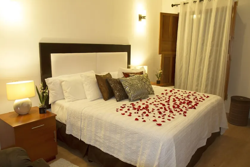 Flores Hotel Boutique - Image 1