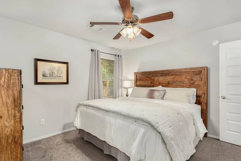 The Sicily House - 3 King Suites - Quiet Fayetteville Retreat - Image 1