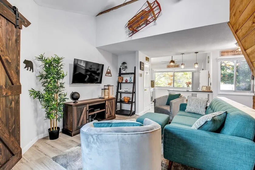 Mountaineer's Cottage - Cozy Condo In The Gorgeous White Mountains 2 Bedroom Condo by Redawning - Image 1