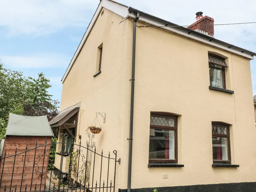 Mount Street - Image 1