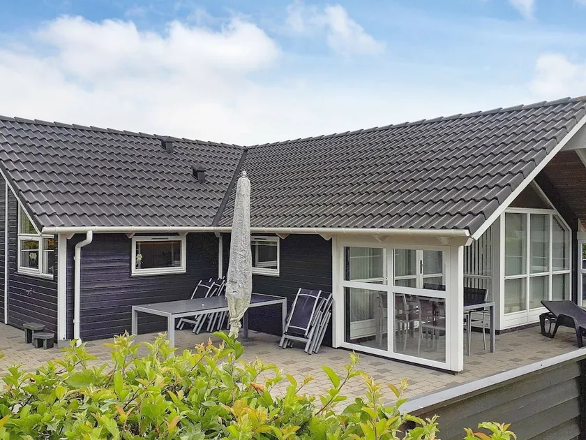 Modernized Holiday Home in Jutland With Sauna - Image 1