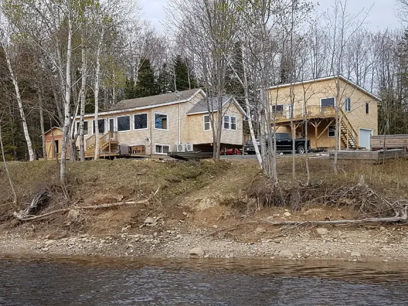 Striper Fishing & Hunting Lodge - Image 1