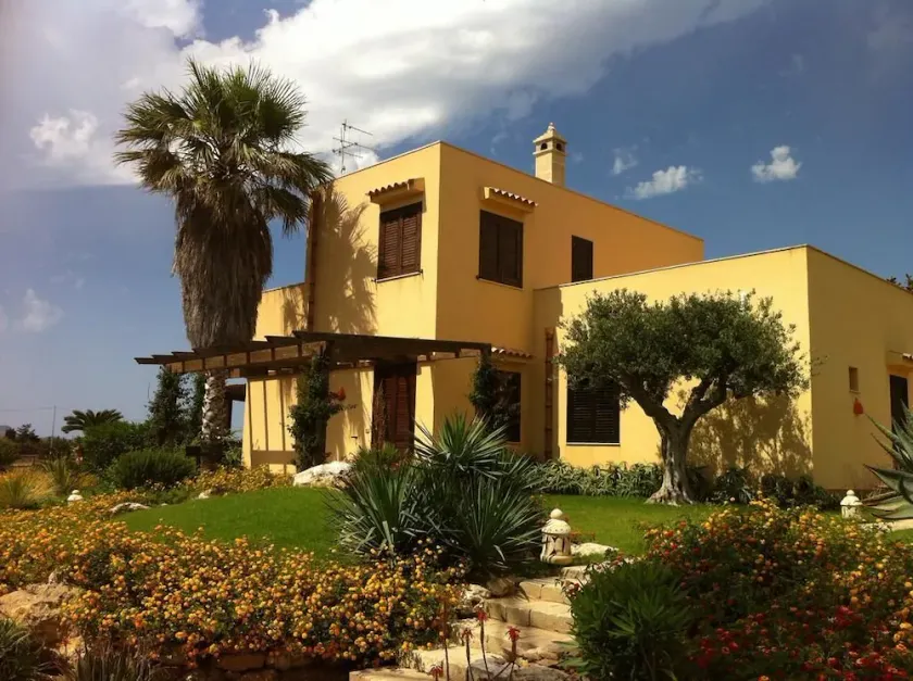 Il Giardino delle Aloe - Image 1