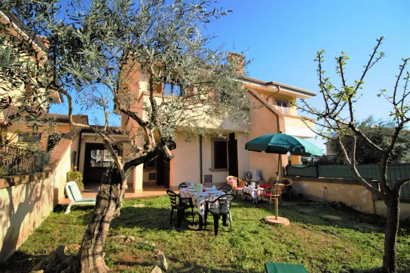holidaycasa Emiliano - Villa con giardino privato - Image 1