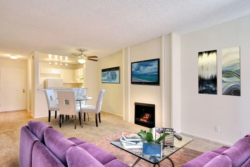Harbor Luxury Condo Hotel - Image 1