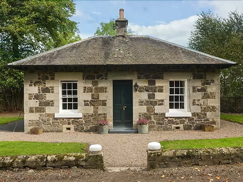 Lodge - Image 1