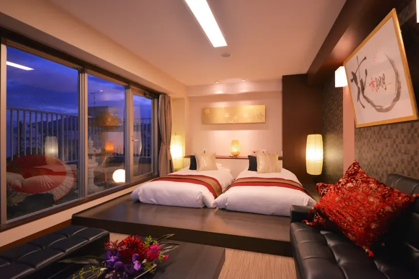 Hana Hotel - Image 1