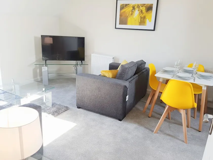 Brooklands Apartments - Image 1