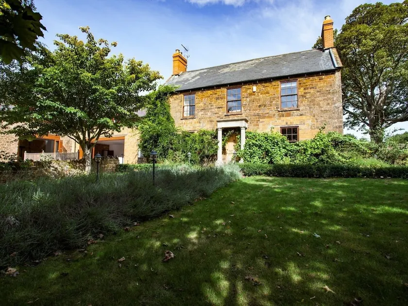Waterbridge House - Image 1