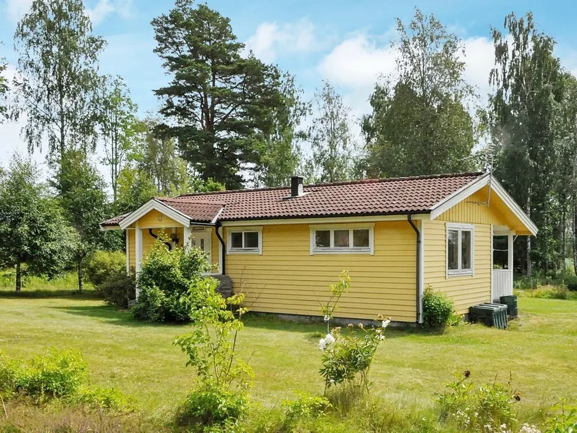 6 Person Holiday Home in Brålanda - Image 1