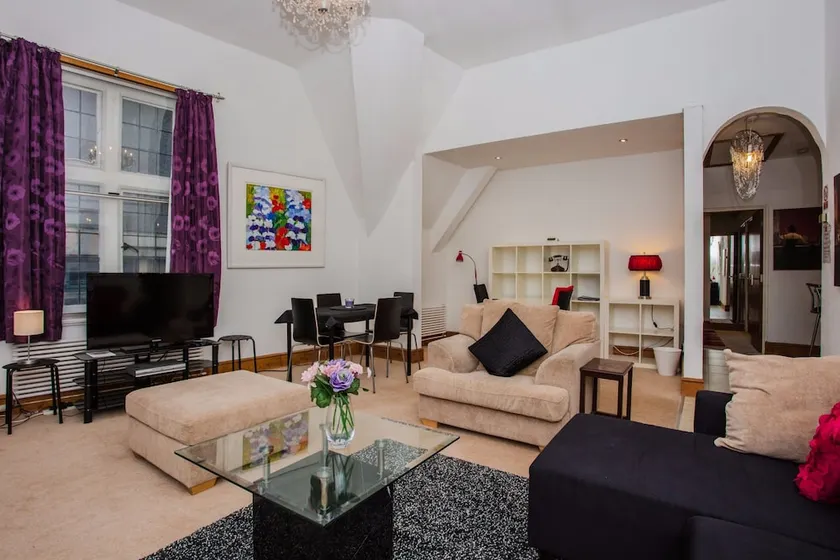 Comfortable Bright & Spacious 2 Bed Central London - Image 1