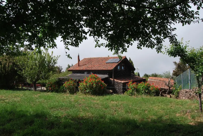 HomeLike Volcano Views ECO-House - Image 1