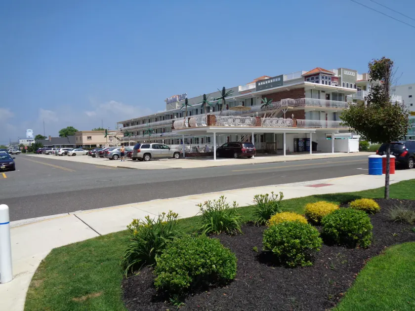 Diamond Crest Motel - Image 1