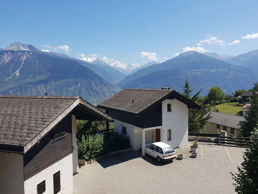 Mollens Chalet - Image 1
