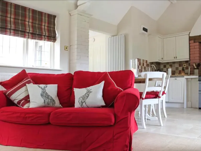 Stapledon Lodge - Image 1