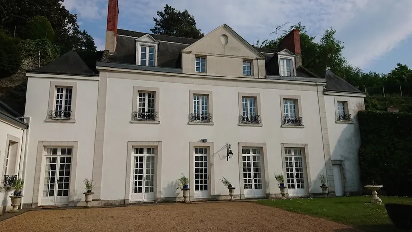 Le Manoir Du Plessis - Image 1