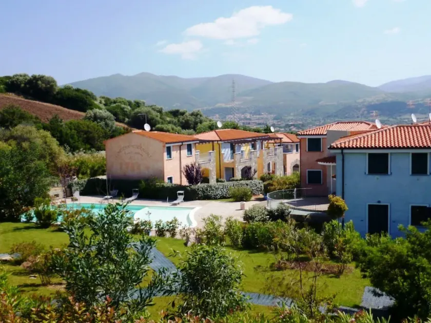 Residence with Swimming Pool in Green Countryside near Thermal Baths - Image 1