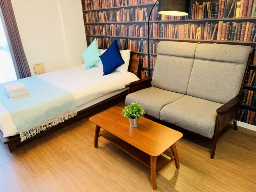 Rebanga Namba Minami Apartment - Image 1