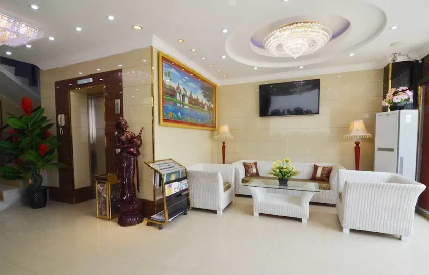 Hotel Moe Thee - Image 1