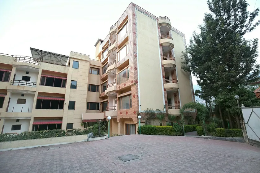 OYO 10208 Home Valley View 2BHK Kasauli - Image 1
