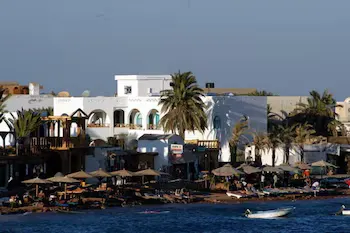 Hotel Planet Oasis - Image 1
