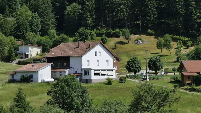 Magnifico appartamento adatto alle famiglie con giardino e barbecue | Vista sulla montagna | Accetta animali domestici - Image 1