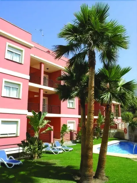 Apartamentos Turisticos Anoreta - Image 1