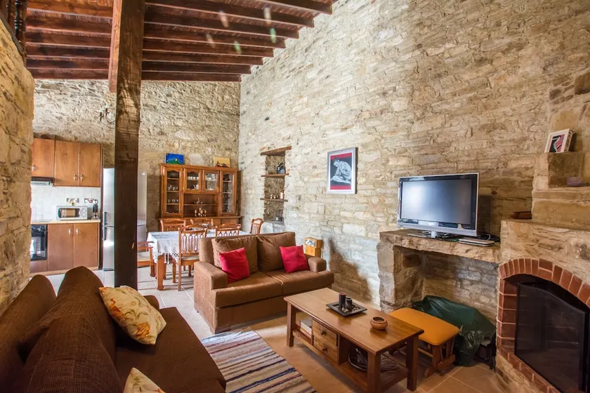 Yorkis Silikou Village House - Image 1