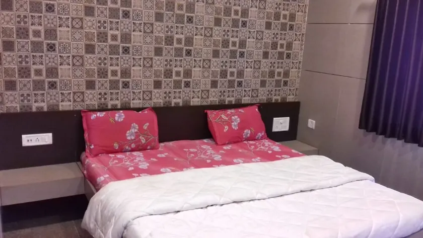 Skystays Sharmin Rose Cottage - Image 1