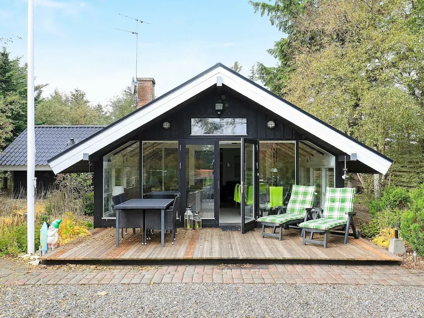Serene Holiday Home in Vestervig With Terrace - Image 1
