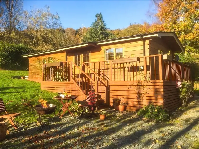 Cedar Lodge - Image 1