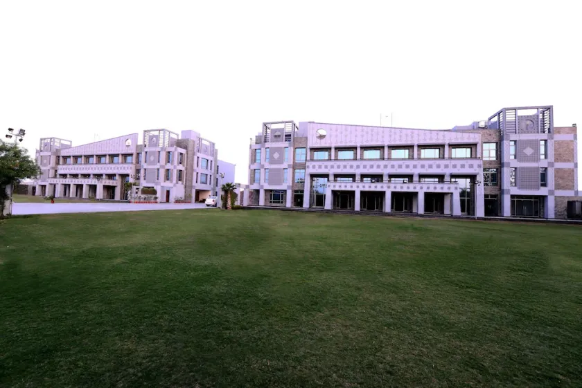The Park Paradise - Image 1