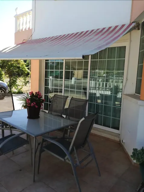 Koullas Guesthouse - Image 1