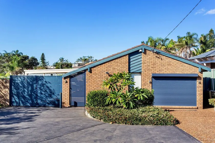 Campbell Avenue, 28 - Image 1