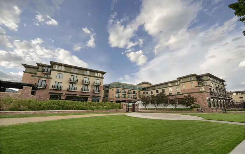 St. Julien Hotel and Spa - Image 1
