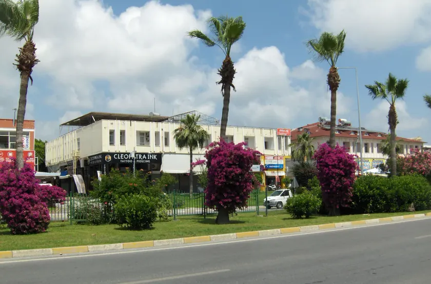 Odessa Otel - Image 1