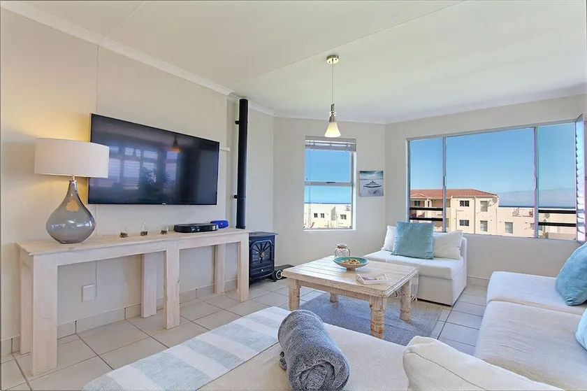 Hermanus Beach Club - Image 1