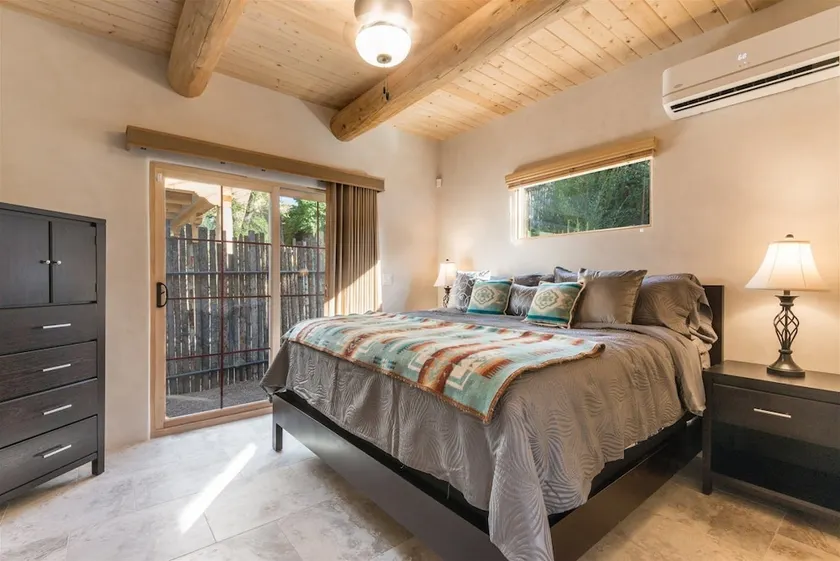 Bella - Sweet Casita in the Heart of Santa Fe, Six Blocks to the Plaza - Image 1