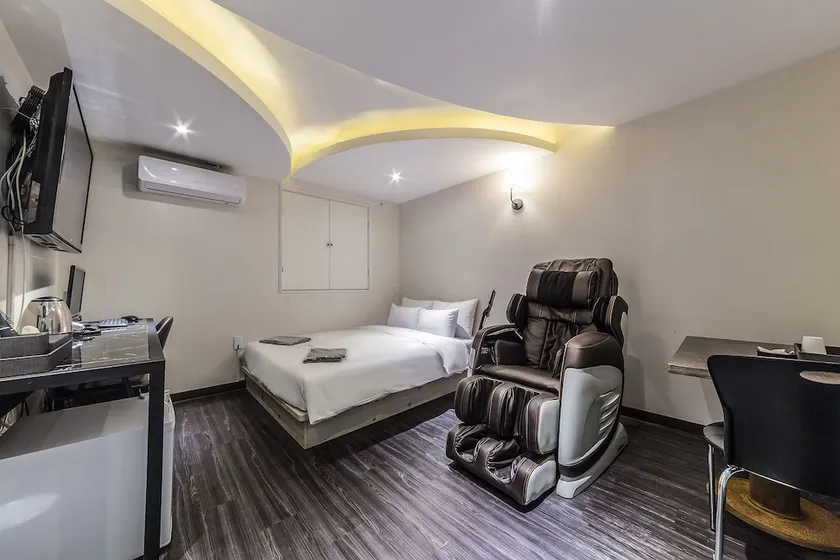 Incheon Economic Moon Hotel - Image 1