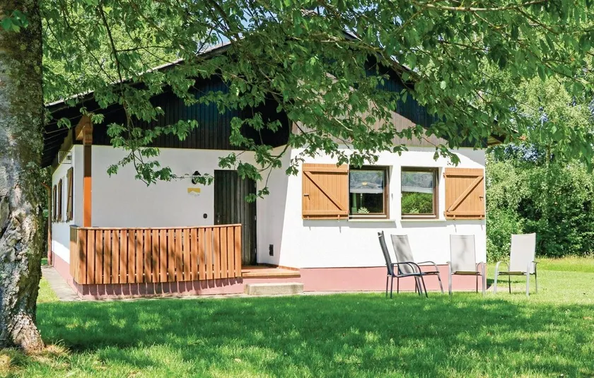 Beautiful Home in Thalfang With Wifi and 2 Bedrooms - Image 1