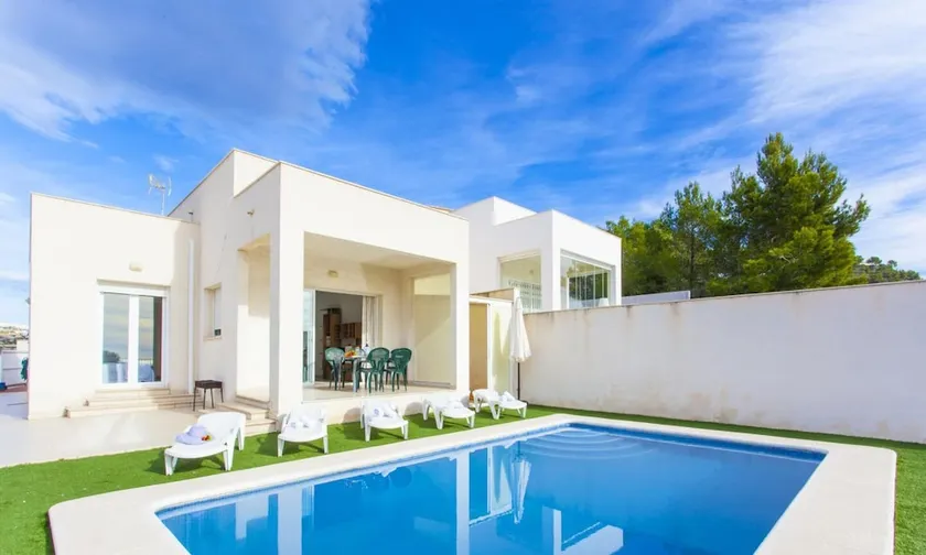Villa Empedrola - Image 1