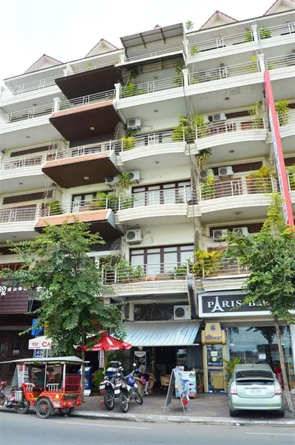 Phnom Penh Riverview Apartments - Image 1