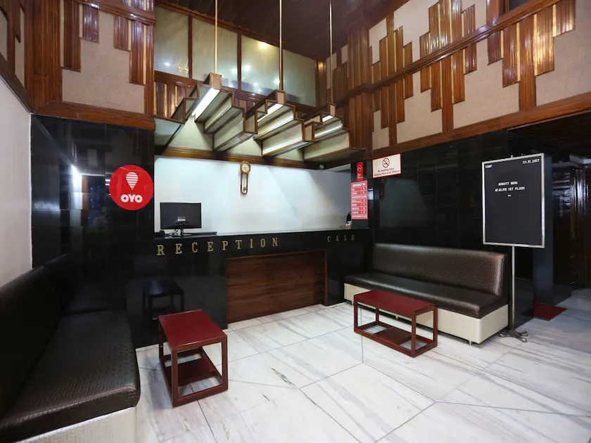 Oyo 4793 Hotel President - Image 1