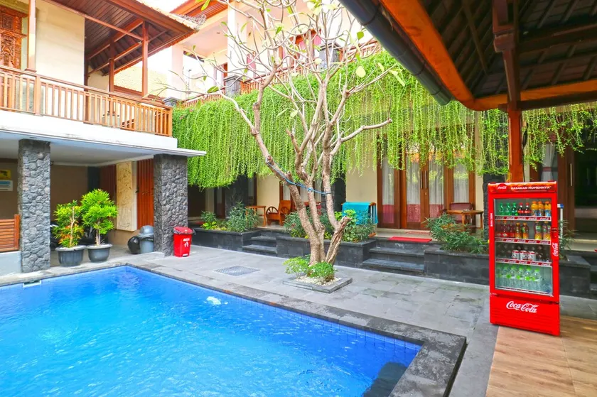 D'Astri Guest House - Image 1