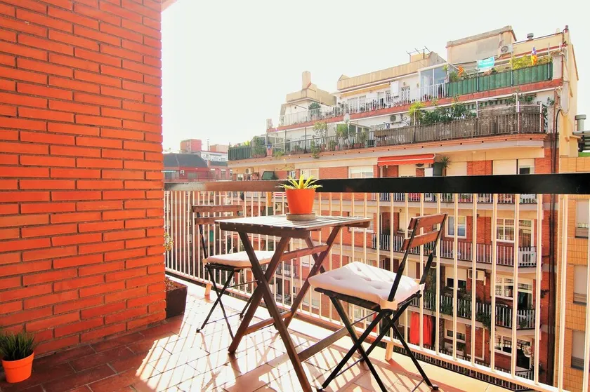 Apartament Dolce Barcelona Rentals - Image 1