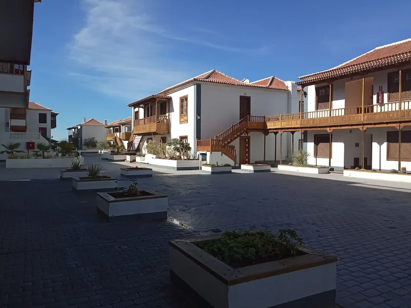 Poblado Marinero Apartamentos - Image 1