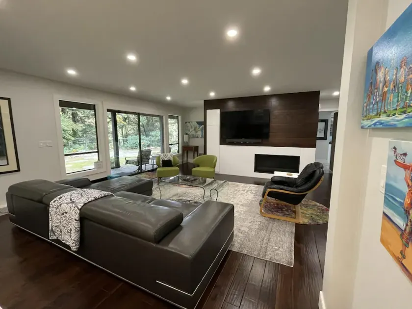 Luxury Forest Retreat - Image 1