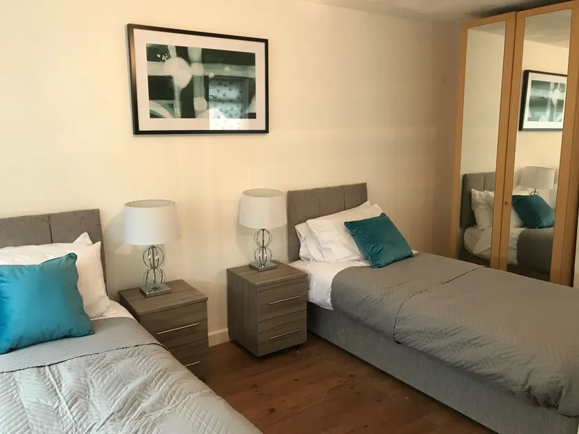 Stay In Liverpool Lytham House - Image 1