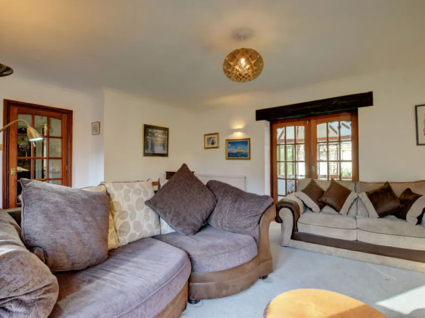 The Chestnuts Galmpton - Image 1